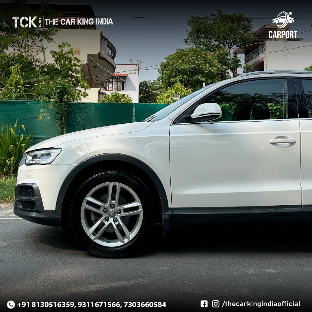 Used AUDI Q3 2018 white - photo 3