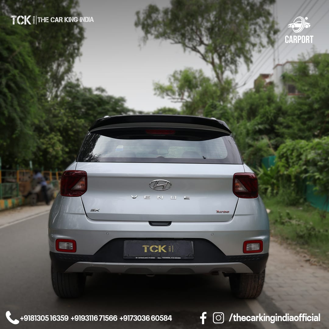 Used HYUNDAI VENUE 2019 silver - photo 7