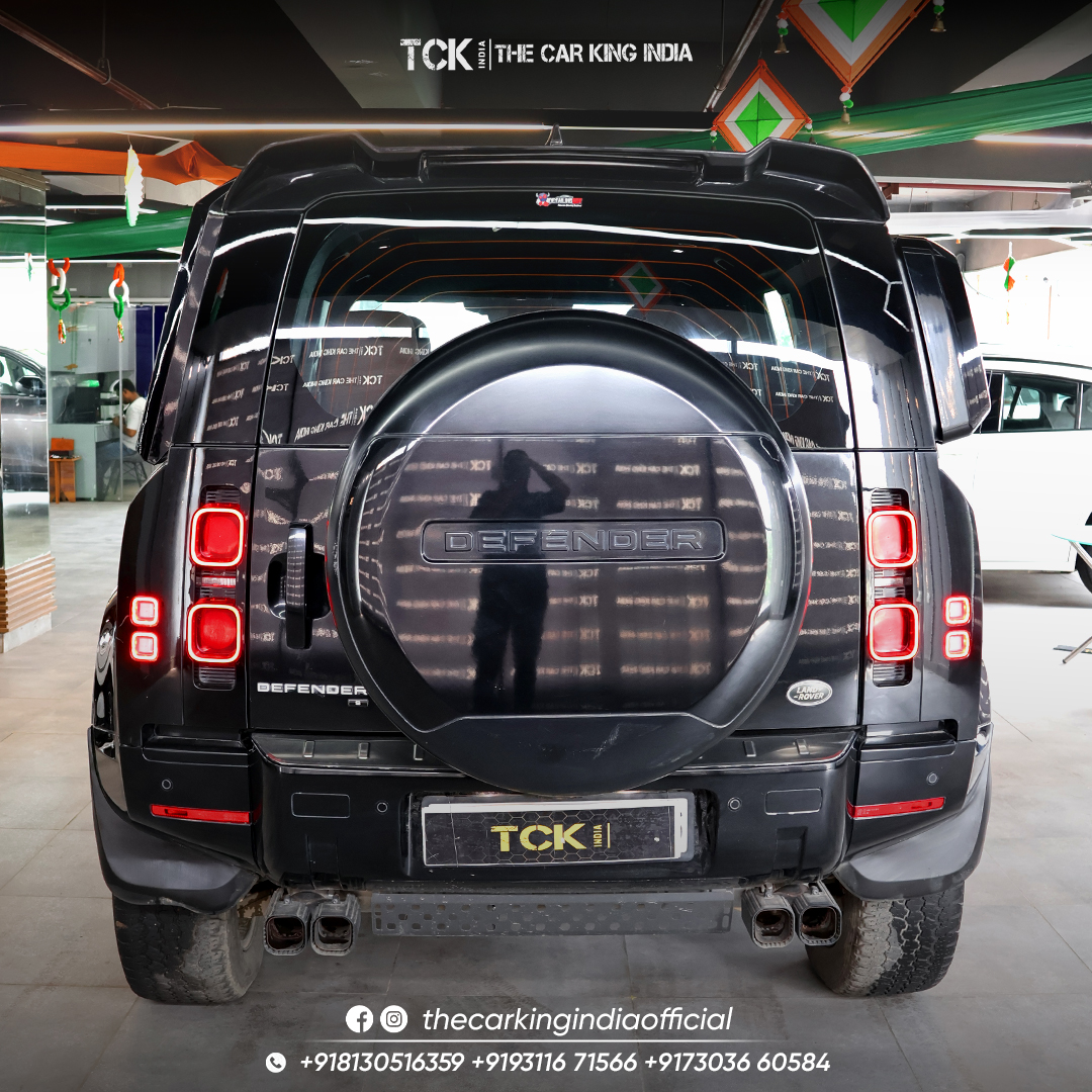 Used LAND ROVER DEFENDER 2021 black - photo 10