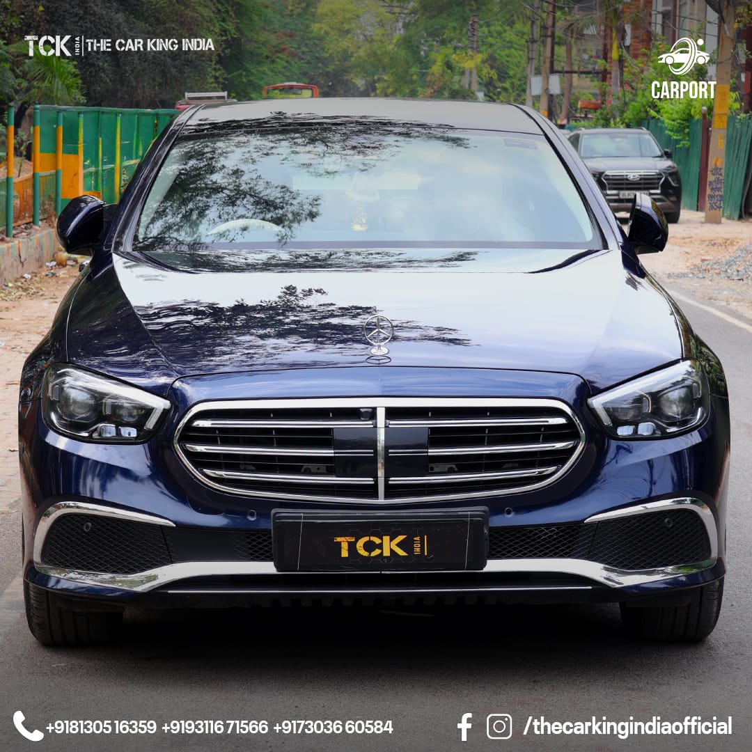 Used MERCEDES BENZ E CLASS 2019 blue - photo 2