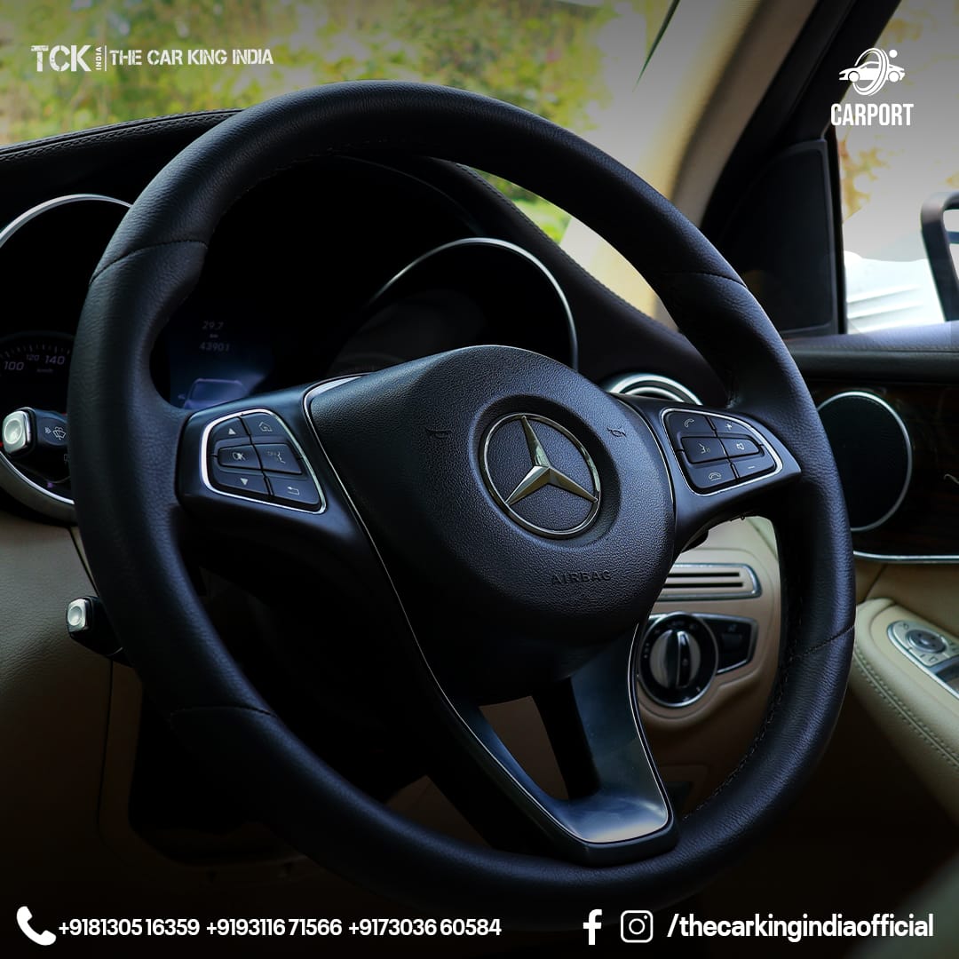 Used MERCEDES BENZ GLC 300 4MATIC 2017 white - photo 4