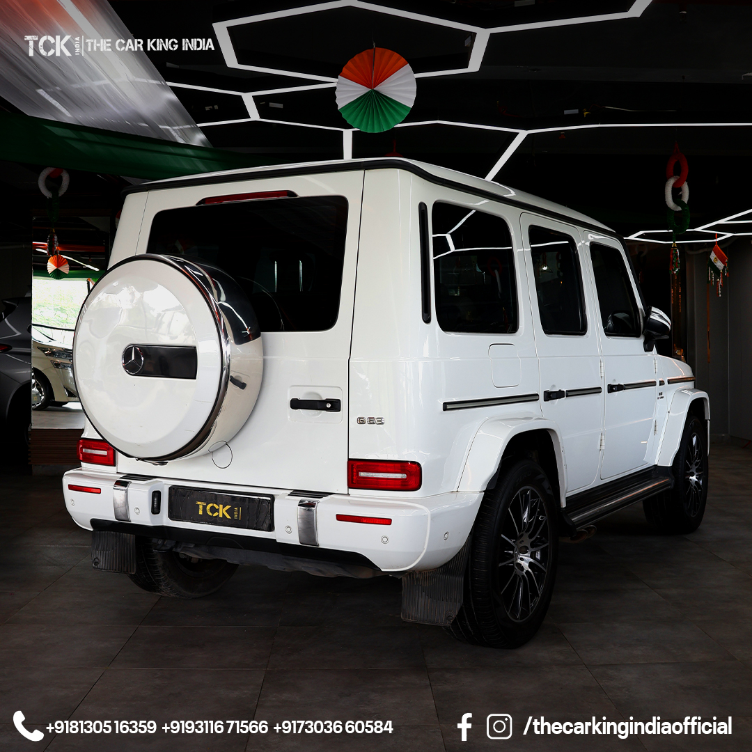 Used 2021 MERCEDES G WAGON G350D white - photo 10