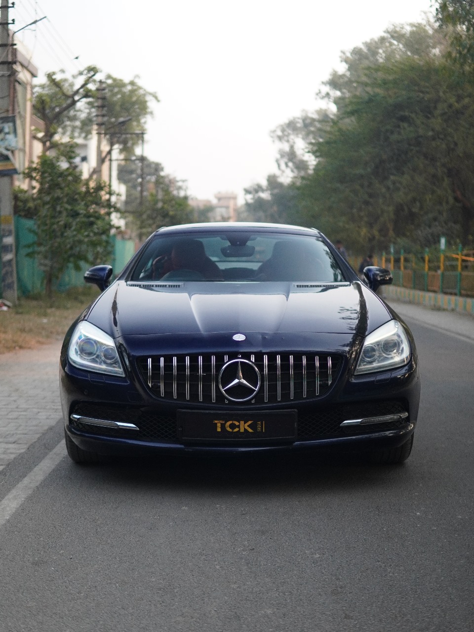 Used MERCEDES SLK 2012 blue - photo 1
