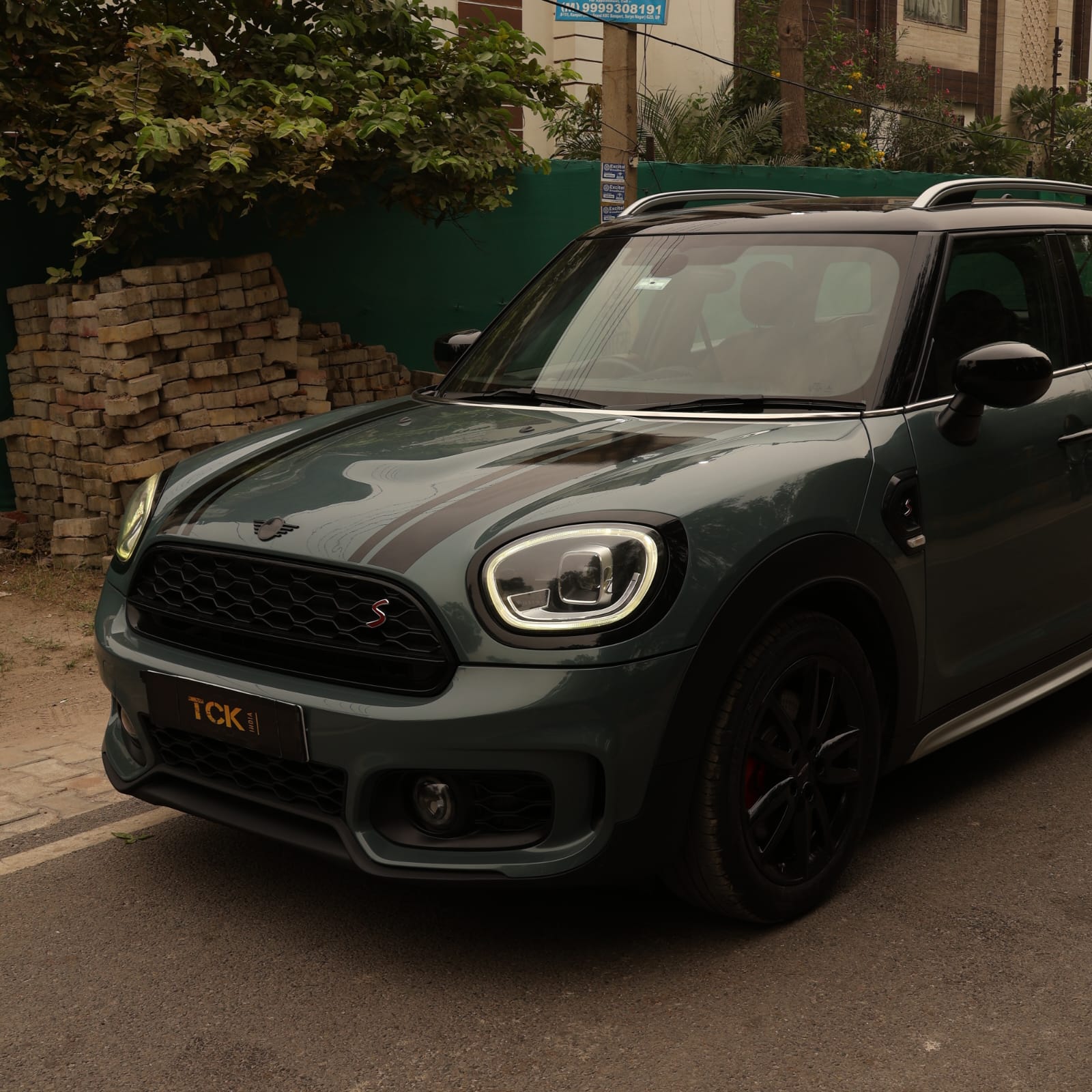 Used MINI COOPER COUNTRYMAN 2022 green - photo 2