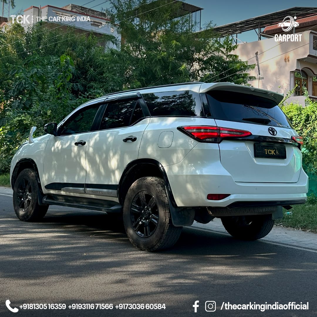 Used TOYOTA FORTUNER NEW SHAPE 4*2 AUTO 2021 white - photo 5