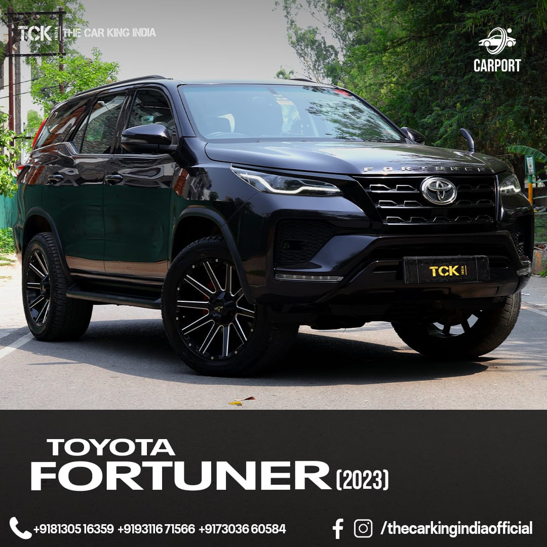 Used TOYOTA FORTUNER SIGMA 4*4 MT 2023 black - photo 1