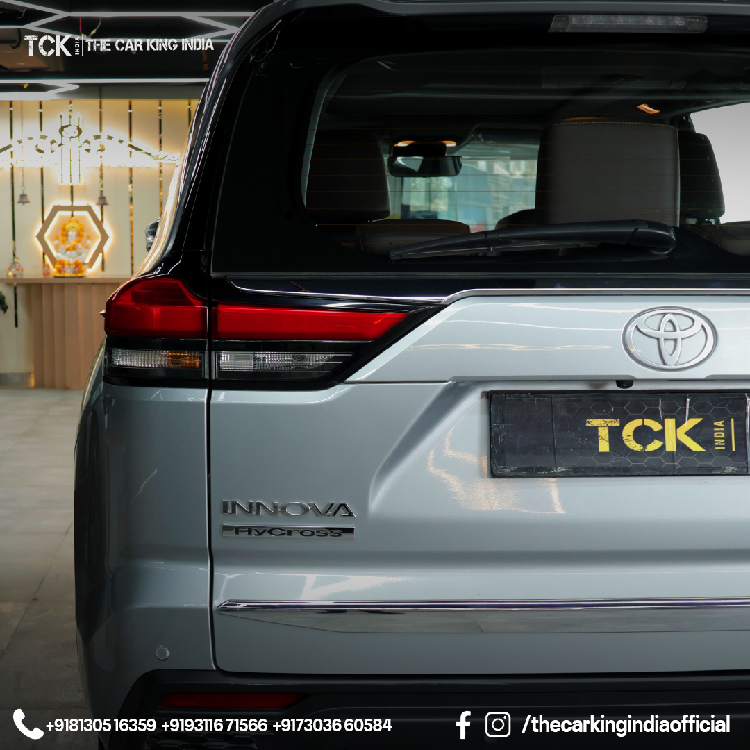 Used TOYOTA INNOVA HYCROSS ZX (7S) 2025 silver - photo 9